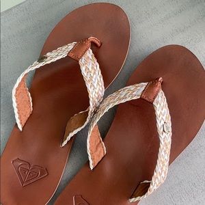 Roxy flip flops - size 7